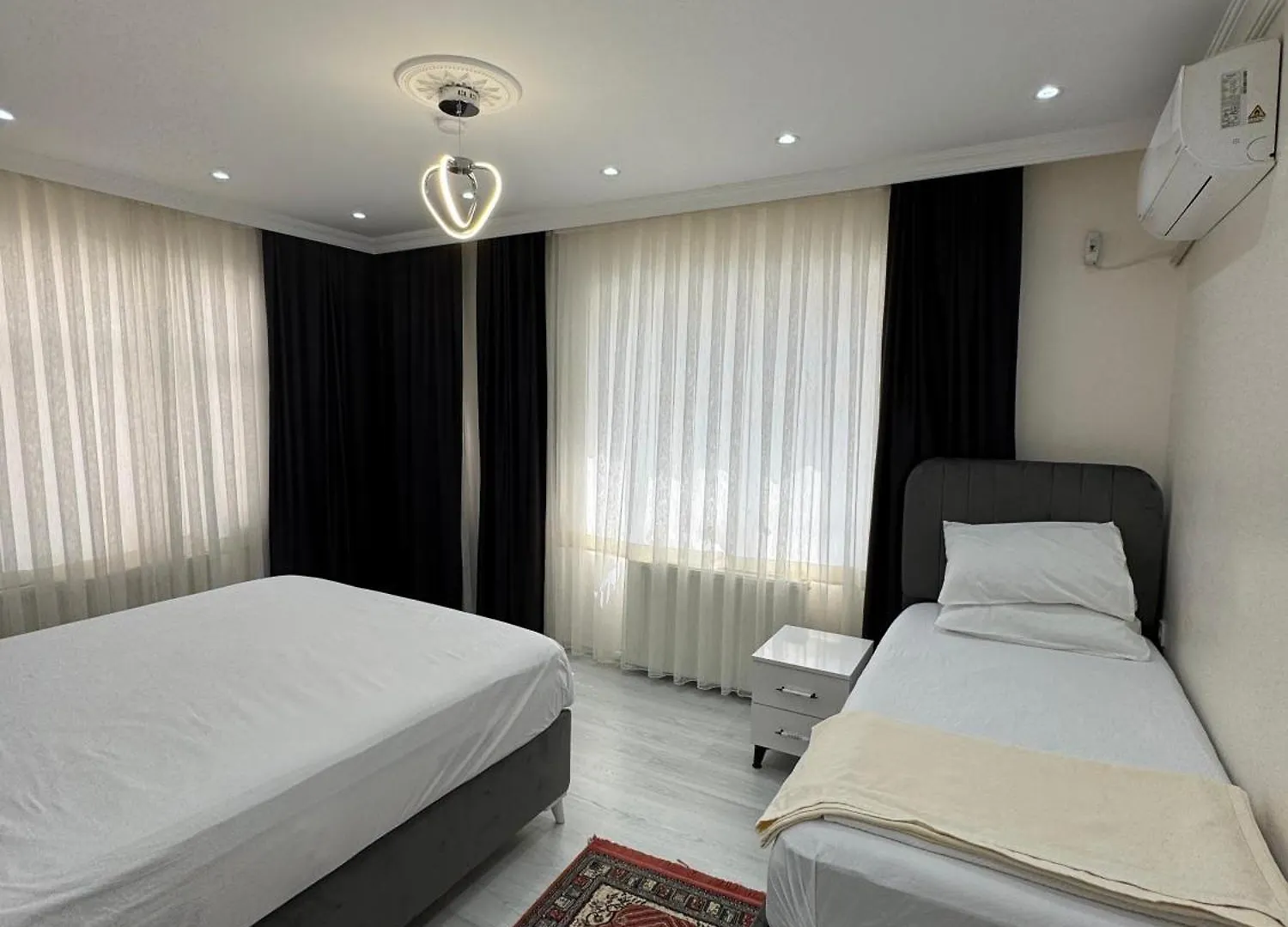 Cem Apart 0*, İstanbul Türkiye
